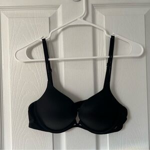 Victoria’s Secret very sexy black bra size 34B